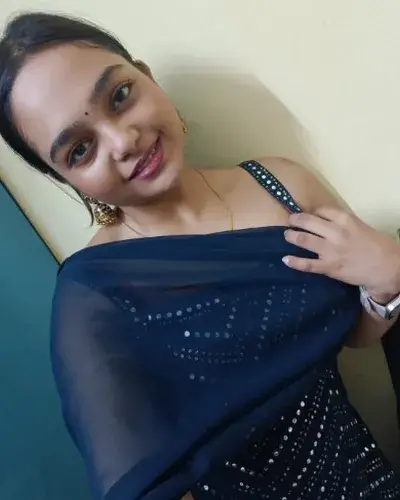 Call Girl Service in Sayla